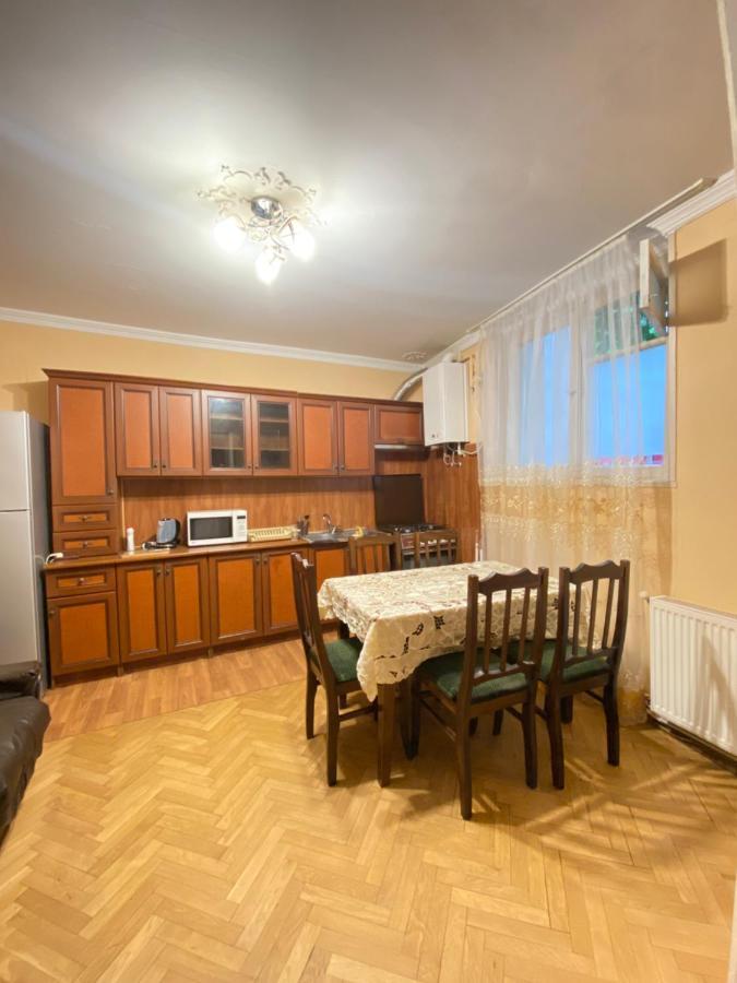 Davit'S Apartment 21 Tbilisi Exterior photo